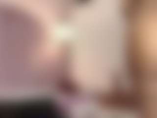 hallybans's Live Sex Cam Show