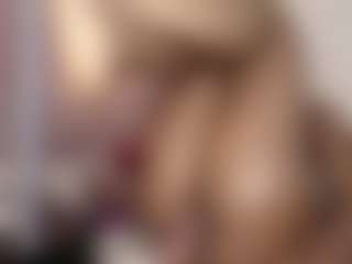 hallybans's Live Sex Cam Show