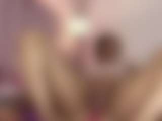 Live cam show with hallybans - Ebony Shaved Pussy on fapnchat