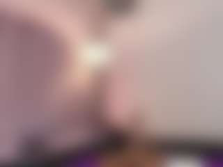 hallybans's Live Sex Cam Show