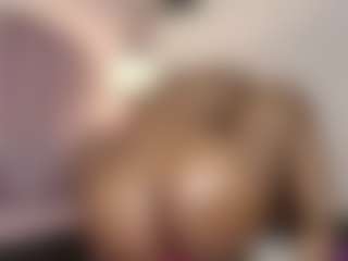 hallybans's Live Sex Cam Show