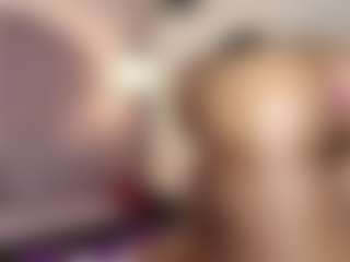 hallybans's Live Sex Cam Show