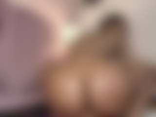 hallybans's Live Sex Cam Show