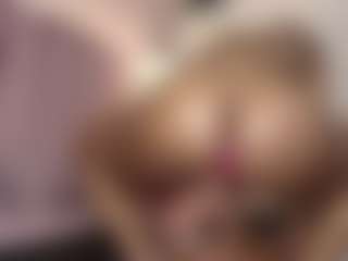 hallybans's Live Sex Cam Show