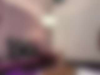 hallybans's Live Sex Cam Show