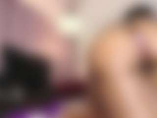 hallybans's Live Sex Cam Show