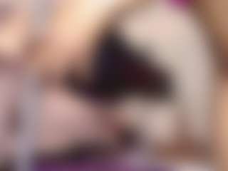 hallybans's Live Sex Cam Show