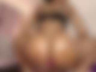 hallybans's Live Sex Cam Show