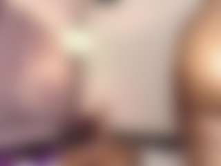 hallybans's Live Sex Cam Show
