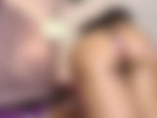 hallybans's Live Sex Cam Show