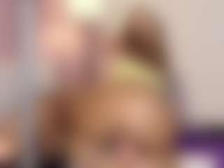 hallybans's Live Sex Cam Show