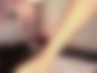 hallybans MILF webcam performer live streaming