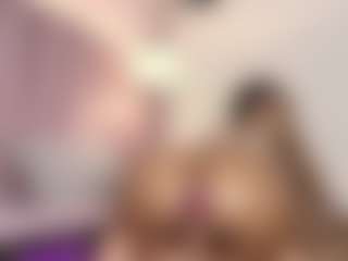 hallybans's Live Sex Cam Show