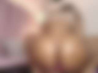 hallybans's Live Sex Cam Show