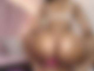 hallybans's Live Sex Cam Show