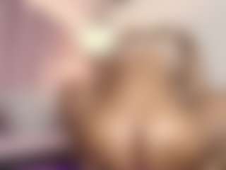 hallybans's Live Sex Cam Show