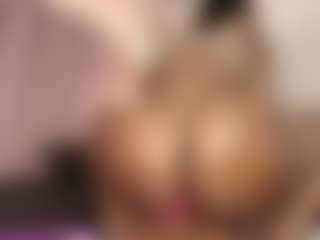 Live cam show with hallybans - Ebony MILF on Fling VIP Chat