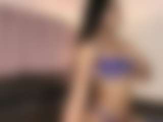 Live cam show with hallybans - Small Tits on Uber Horny