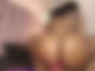 Live cam show with hallybans - Big Ass MILF on Hubzter Live