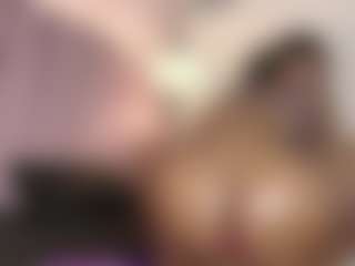 Live cam show with hallybans - Ebony MILF on StripNow