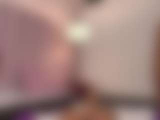 hallybans MILF webcam performer live streaming