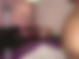 hallybans's Live Sex Cam Show