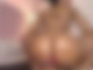 hallybans's Live Sex Cam Show