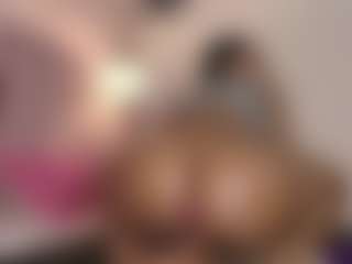 Live cam show with hallybans - Control on CamClone