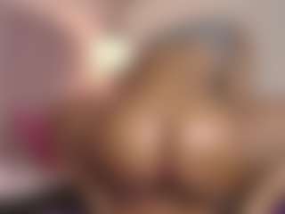 hallybans's Live Sex Cam Show