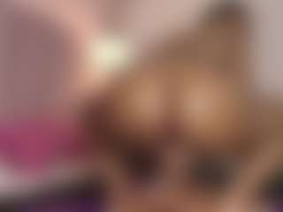 Live cam show with hallybans - Ebony Toys on Camsoda