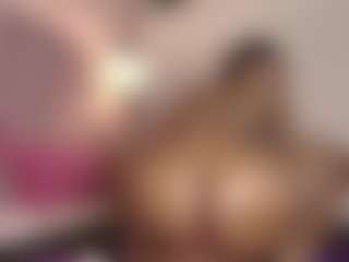 hallybans's Live Sex Cam Show