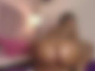 Live cam show with hallybans - Ebony Small Tits on Camsoda