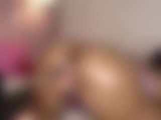 hallybans's Live Sex Cam Show
