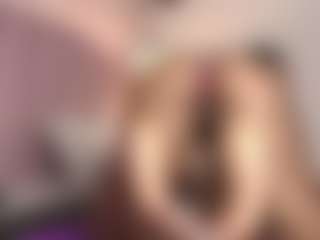hallybans's Live Sex Cam Show