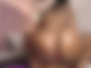 Live cam show with hallybans - Flashing on Camsoda