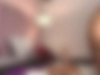 Live cam show with hallybans - Petite on Camsoda