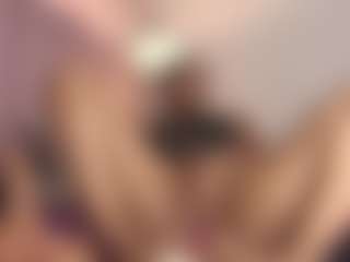 hallybans's Live Sex Cam Show