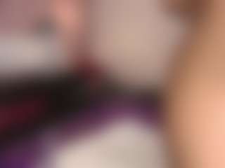 hallybans's Live Sex Cam Show