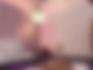 hallybans's Live Sex Cam Show