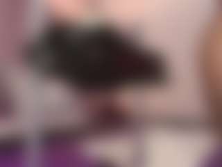 hallybans's Live Sex Cam Show