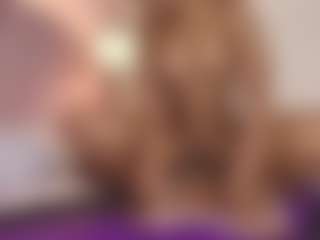 hallybans's Live Sex Cam Show