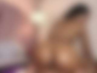 hallybans's Live Sex Cam Show