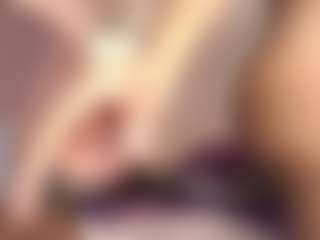 hallybans's Live Sex Cam Show
