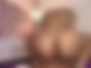 hallybans's Live Sex Cam Show