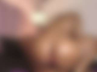 hallybans's Live Sex Cam Show