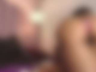 hallybans's Live Sex Cam Show