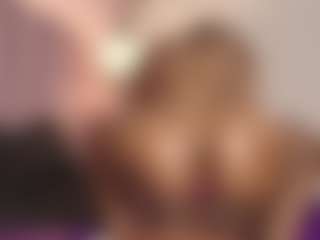 hallybans's Live Sex Cam Show