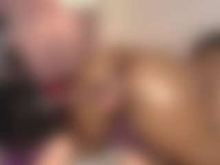 hallybans's Live Sex Cam Show