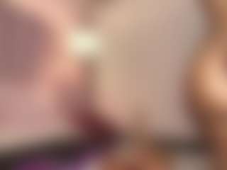hallybans's Live Sex Cam Show
