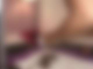 hallybans's Live Sex Cam Show